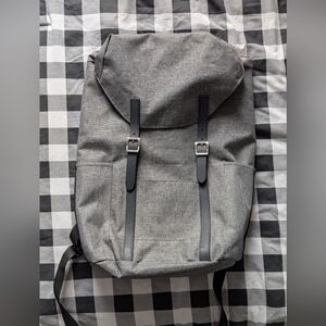 Stylish Gray Cinch Backpack